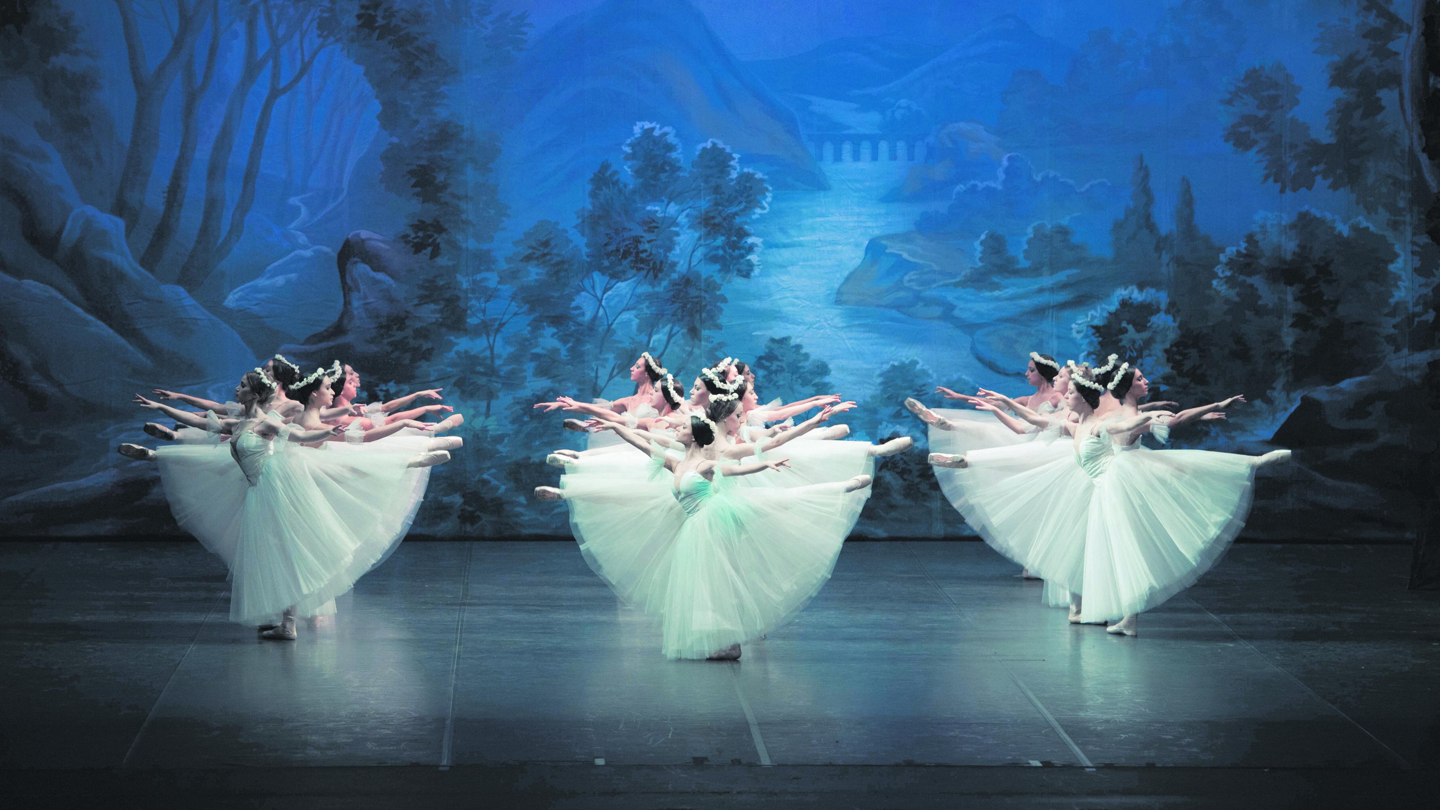 "Giselle" salva ancora Albrecht nel balletto stile Ottocento del Tam