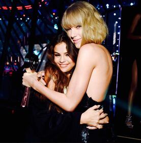 Demi Lovato e Taylor Swift su Instagram, foto 24