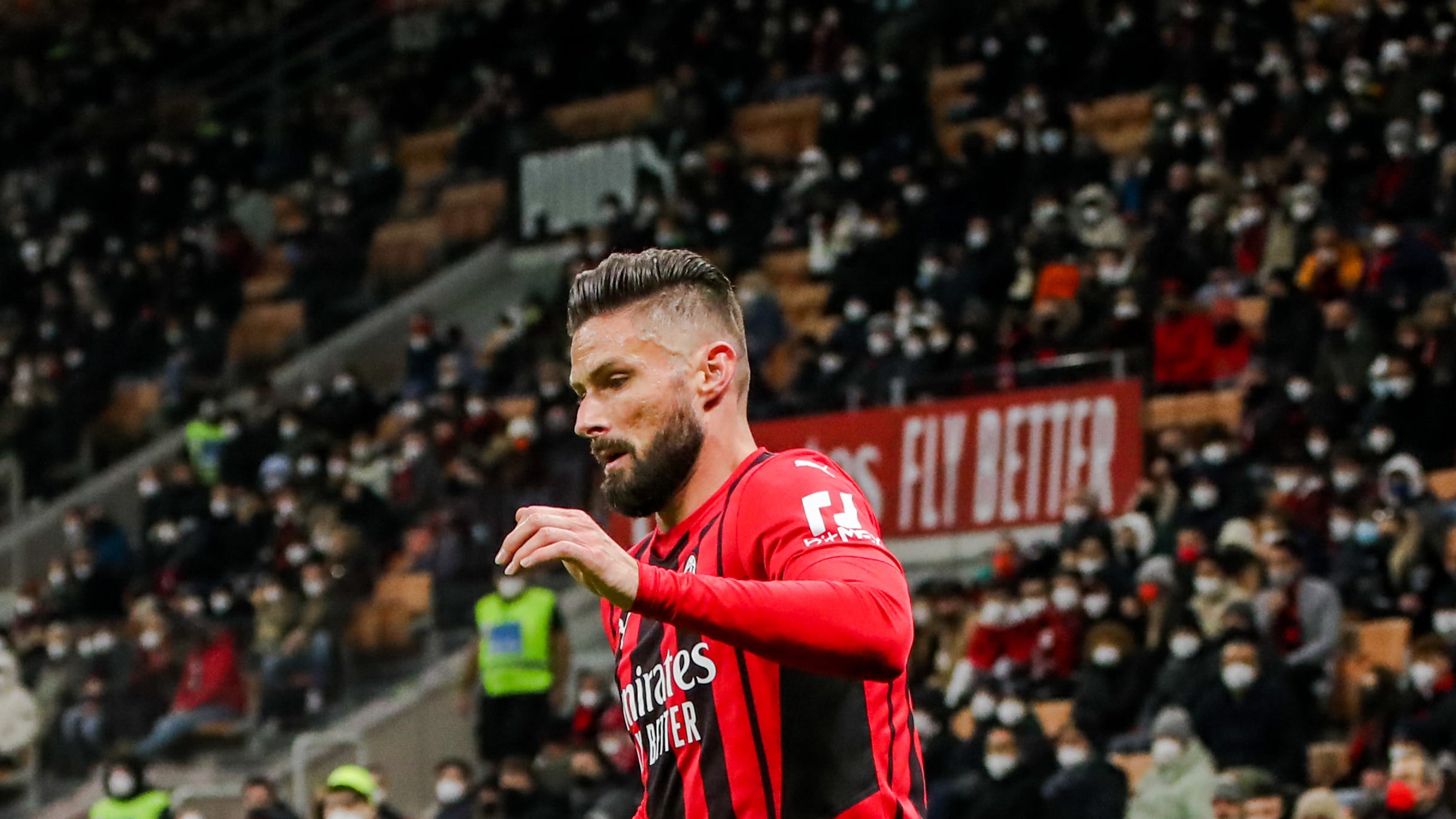 Milan più forte del Covid. Un tris spettacolare per fare piccolo Mou
