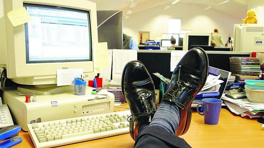 Ora è ufficiale: statali pigri e inamovibili