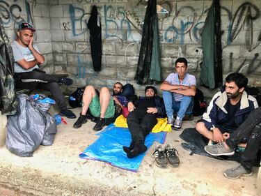 I migranti bloccati in Bosnia 10