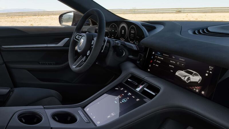 Porsche Taycan Turbo GT, guarda tutte le foto 7