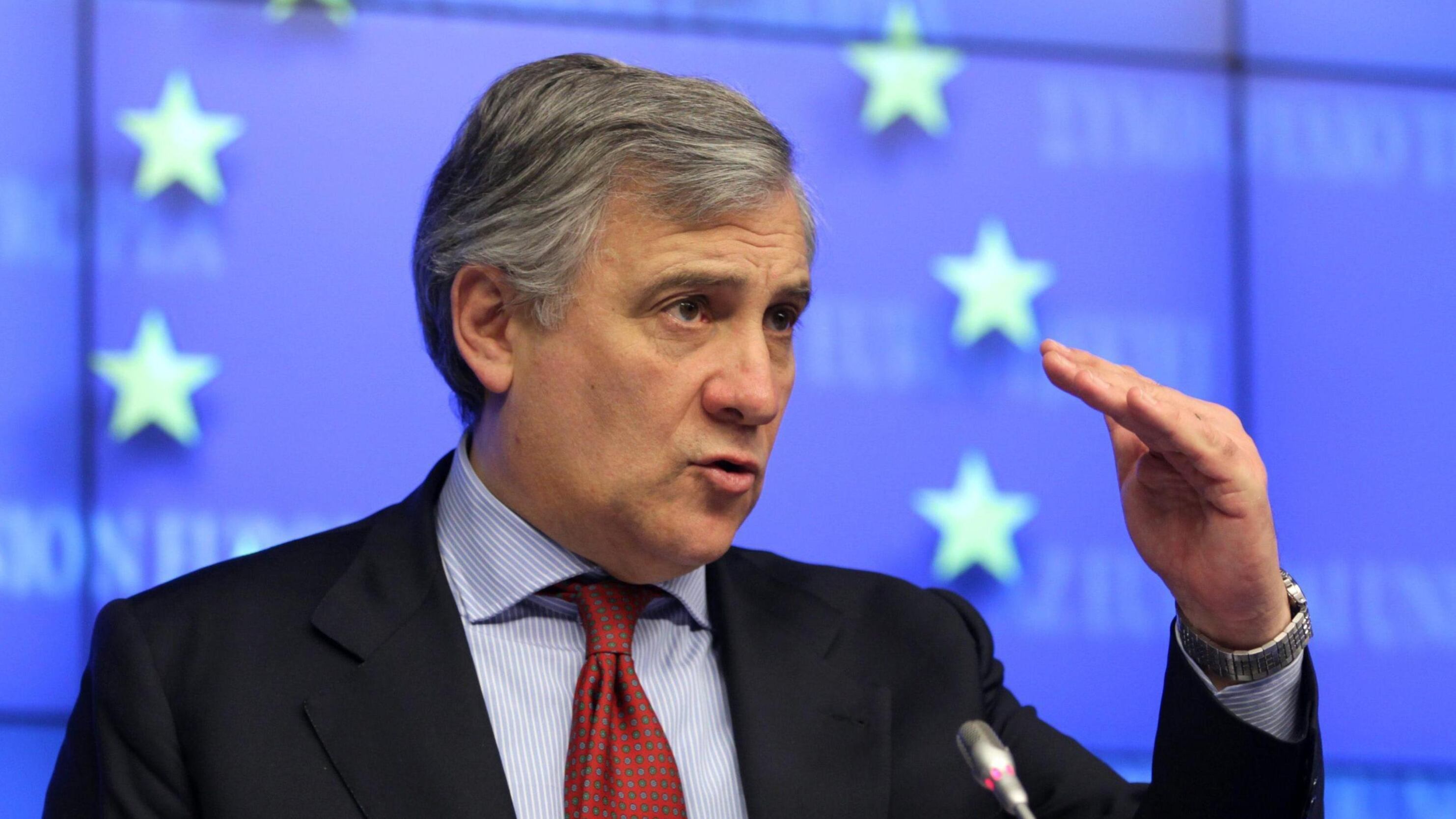 Toh, c'è un politico italiano che rinuncia a 468mila euro