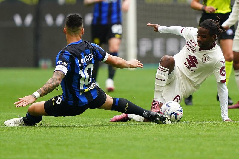 Tripudio nerazzurro a San Siro: le immagini più belle del match contro il Torino 9