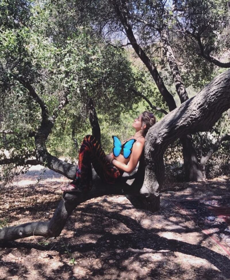 Paris Jackson in topless su Instagram 4