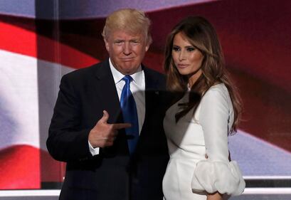 Melania, l'aspirante first lady in abito bianco alla convention 10