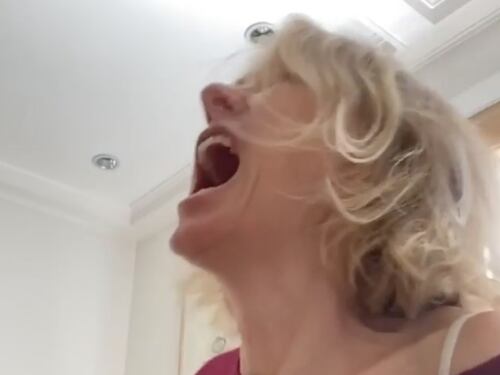 Naomi Watts, crisi in quarantena: fulminati i suoi elettrodomestici