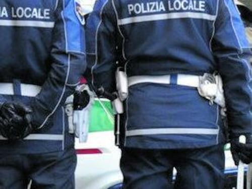 Ladro seriale in corsia, ruba portafoglio a un infermiere: preso