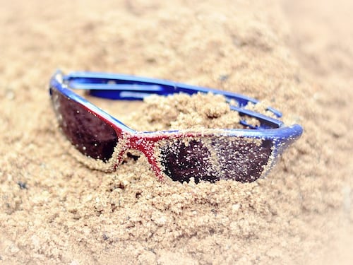 Ecco quali sono gli oggetti più dimenticati in spiaggia