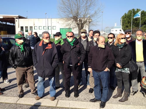 Lega, 35 militanti espulsi in Veneto. E scoppia la rissa