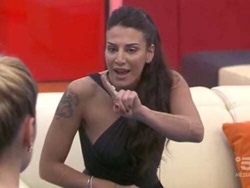 Gf, Patrizia pesantissima con Mariana: "Mi fai schifo, sei una persona schifosa"