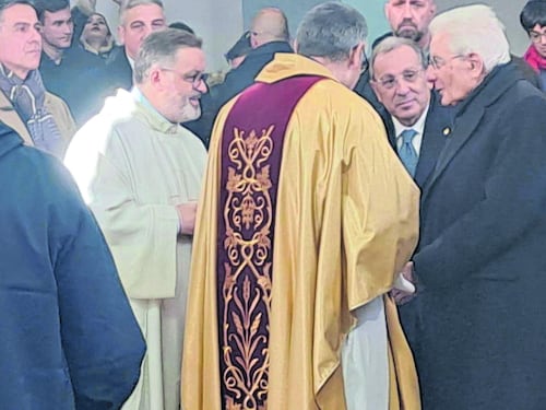 Il blitz di Mattarella a Caivano: "Siete la speranza del futuro"