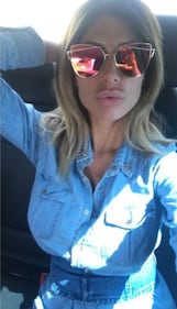 Paola Caruso, scollatura sexy 10