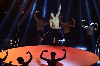 Sanremo 2024: ecco il look della finalissima del Festival di conduttore, co-conduttore e ospiti 8