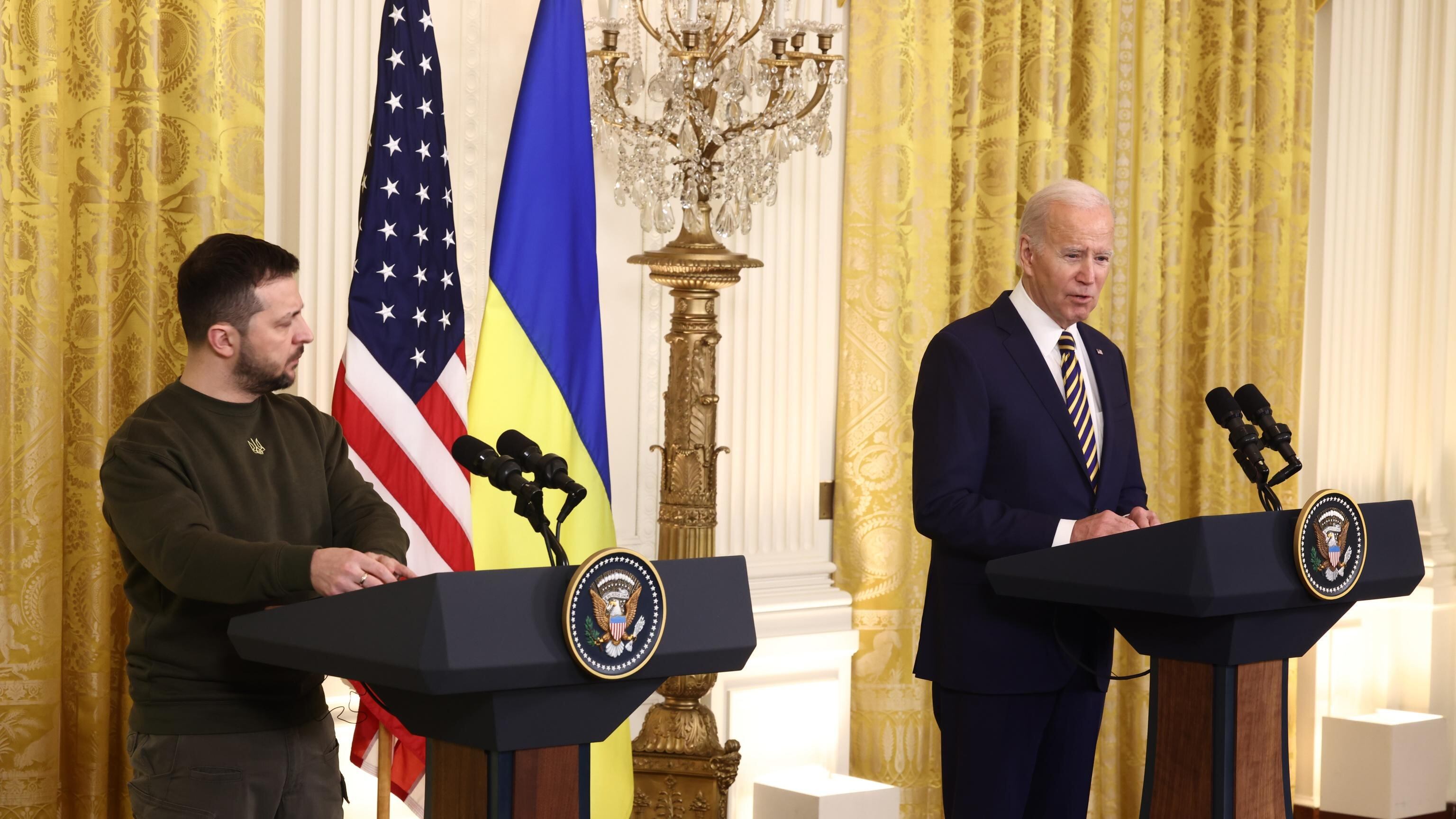 "Il figlio di p... dell'Occidente": l'insulto della Russia a Zelensky