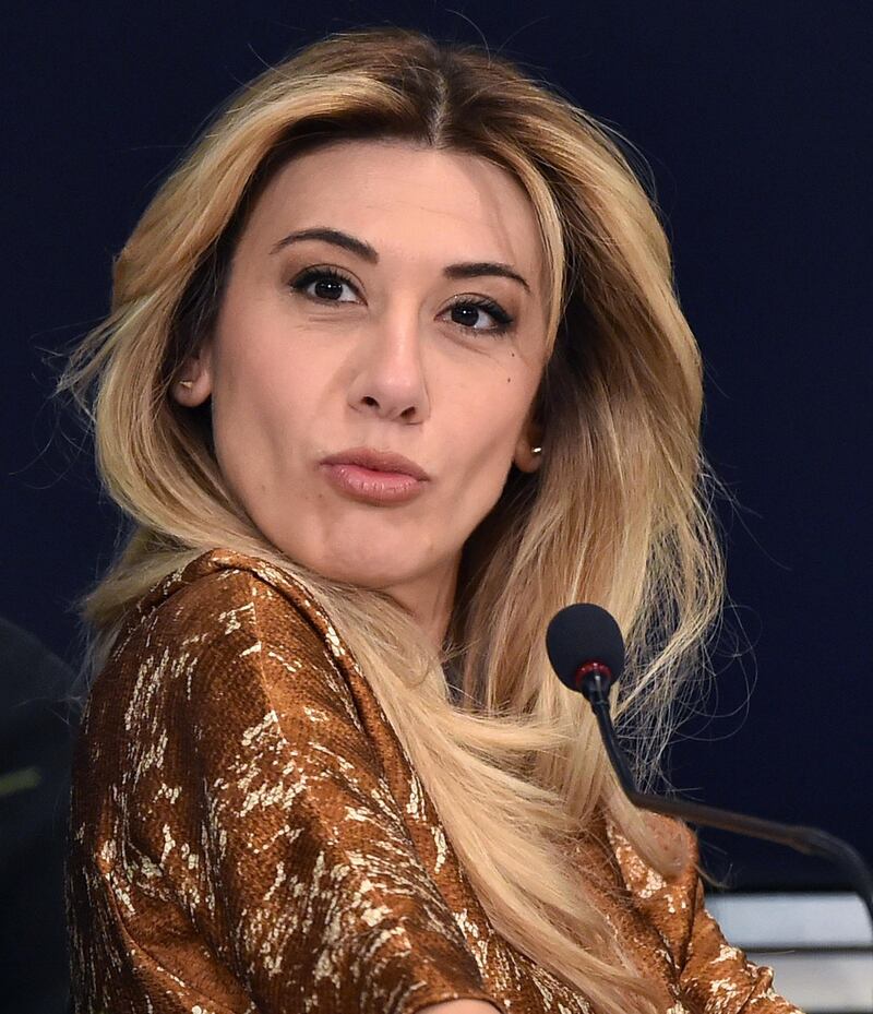 Da Carla Fracci a Roberta Bruzzone: i mille volti di Virginia Raffaele 1