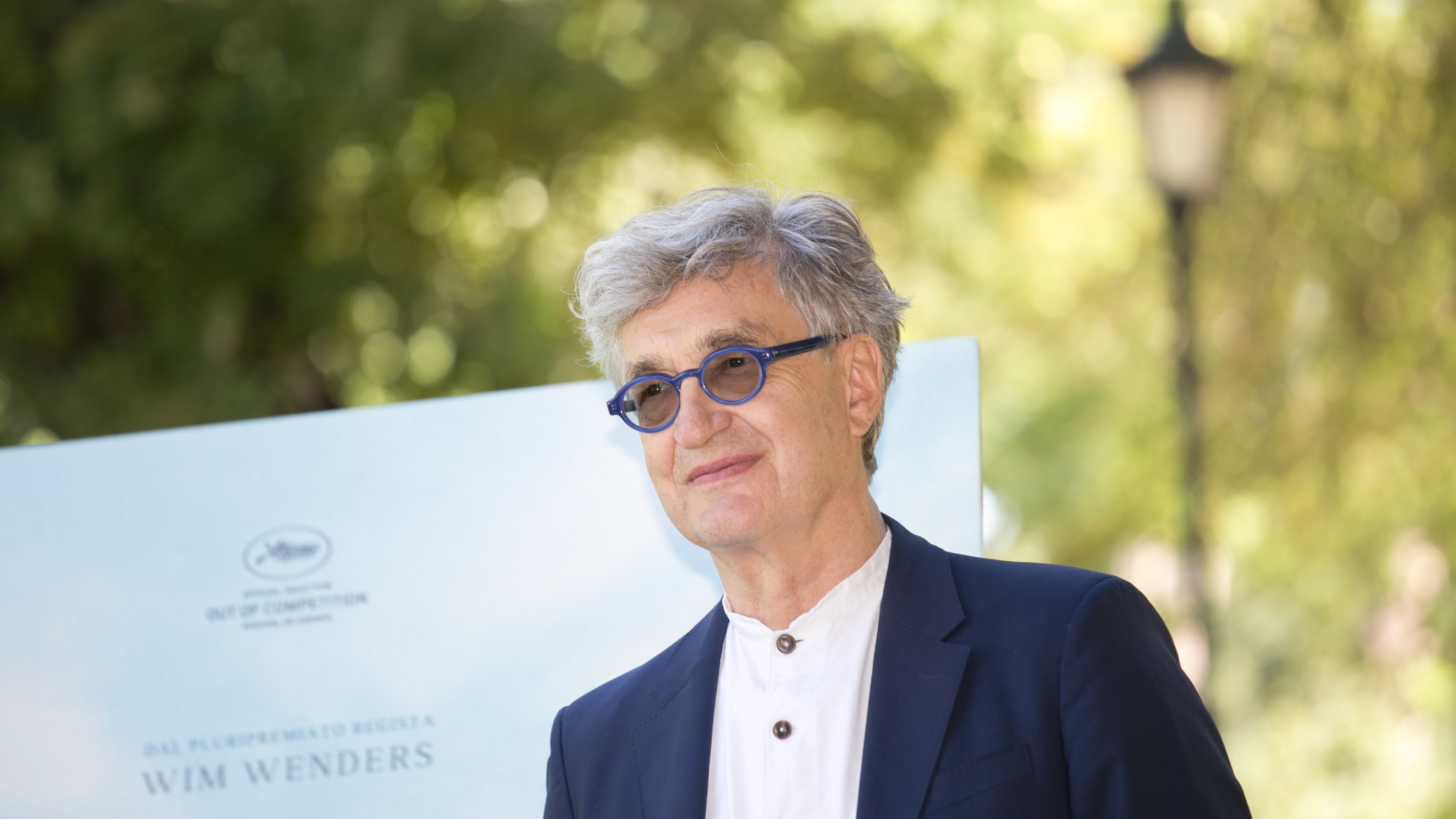Wenders gira un film che esalta il Papa: "Per me Francesco è un eroe dell'umanità"