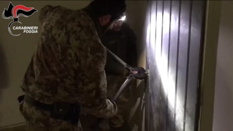 Foggia, le immagini delle perquisizioni all'ex-Onpi 4