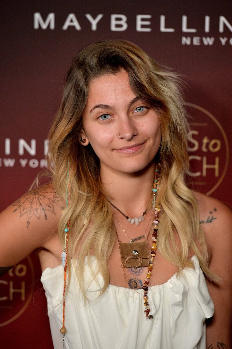 Paris Jackson in topless su Instagram 17
