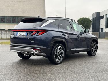 Hyundai Tucson HEV 2025: guarda la gallery del SUV più razionale in commercio 8