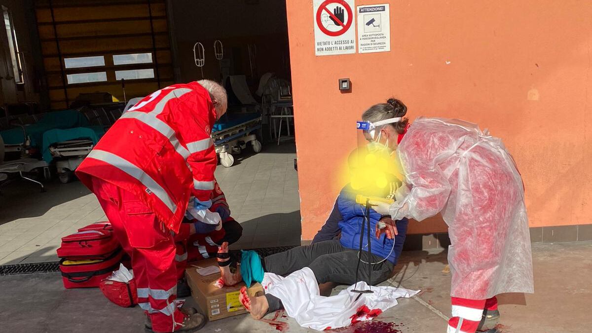 Rischia dissanguamento ma ospedale Covid non lo fa entrare