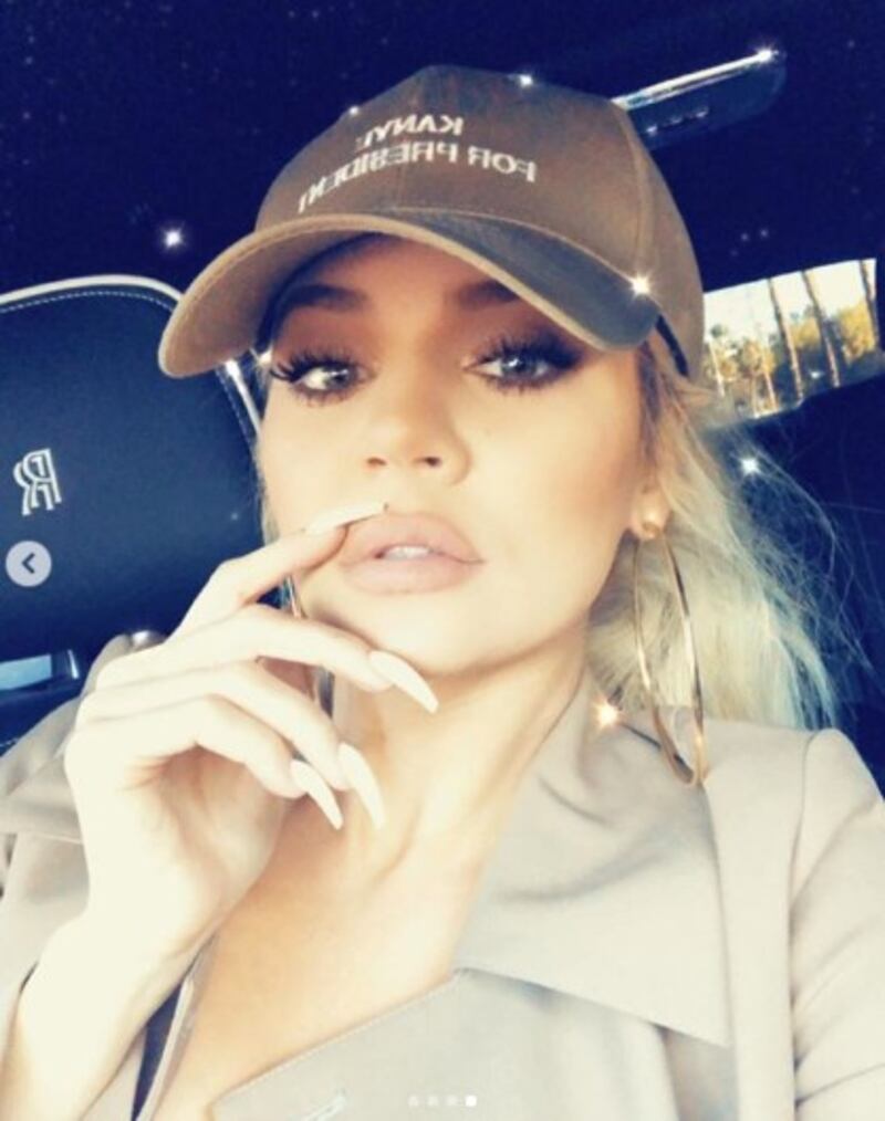Khloe Kardashian super hot 7