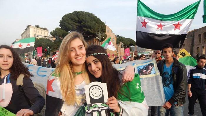 Greta e Vanessa ringraziavano gli islamisti vicini ad Al-Nusra