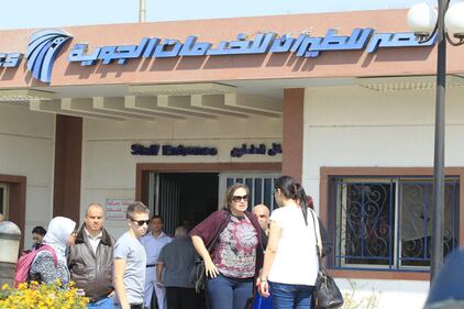 Egyptair, la disperazione dei parenti delle vittime 12