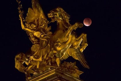 L'eclissi di superluna, foto e impressioni 1