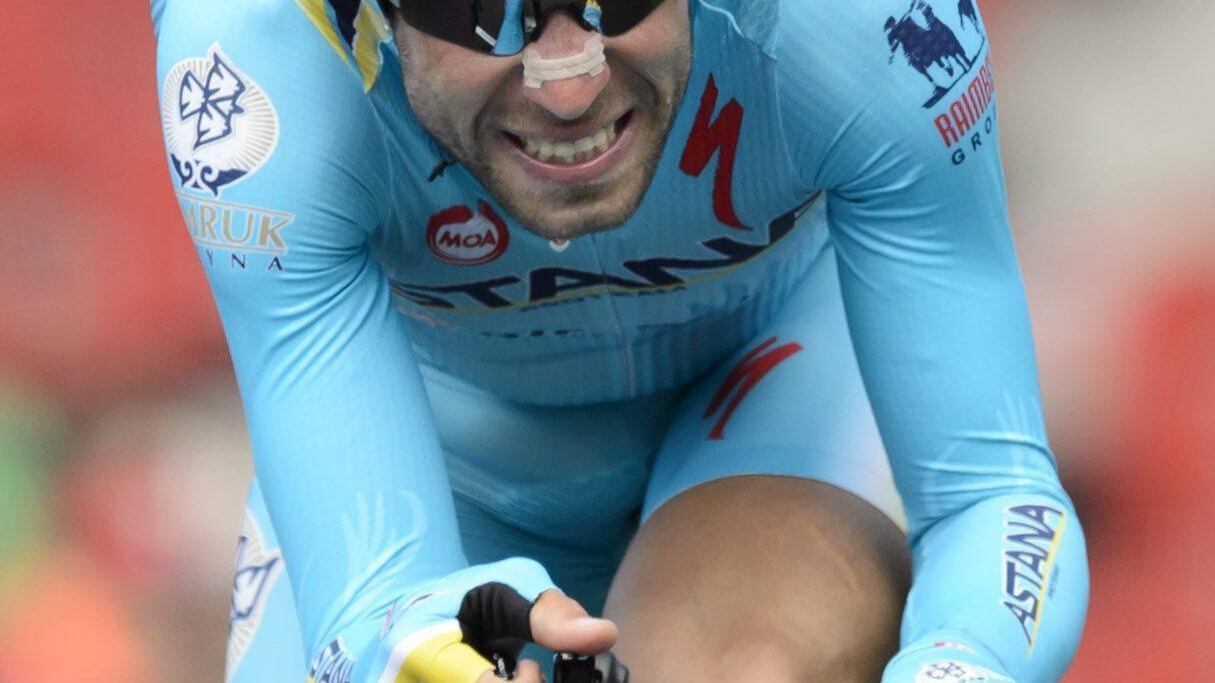 Nibali cerca spazio nel duello in giallo tra Froome e Contador