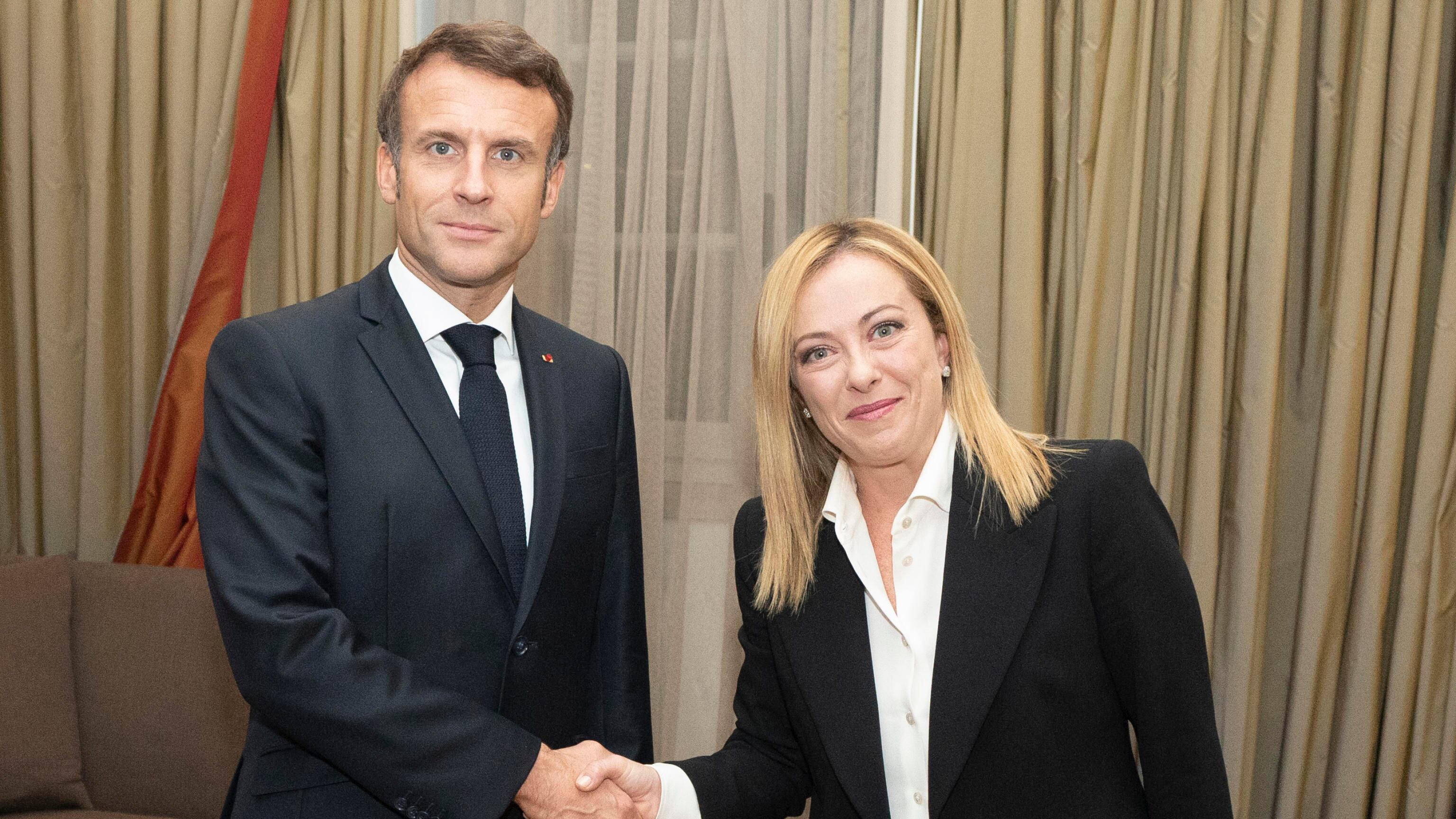 Confini, ingressi e trafficanti: ecco le priorità di Meloni a Macron