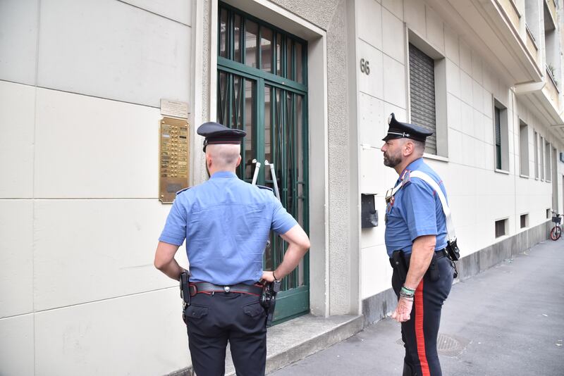 Torino, le immagini dell'appartamento in cui si è consumato il femminicidio 3