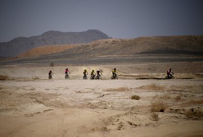 In Marocco si corre la Titan Desert, la gara per mountain biker nel deserto 6