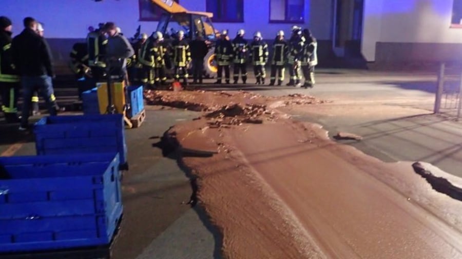 "Willy Wonka sei tu?" In Germania la strada diventa di cioccolato