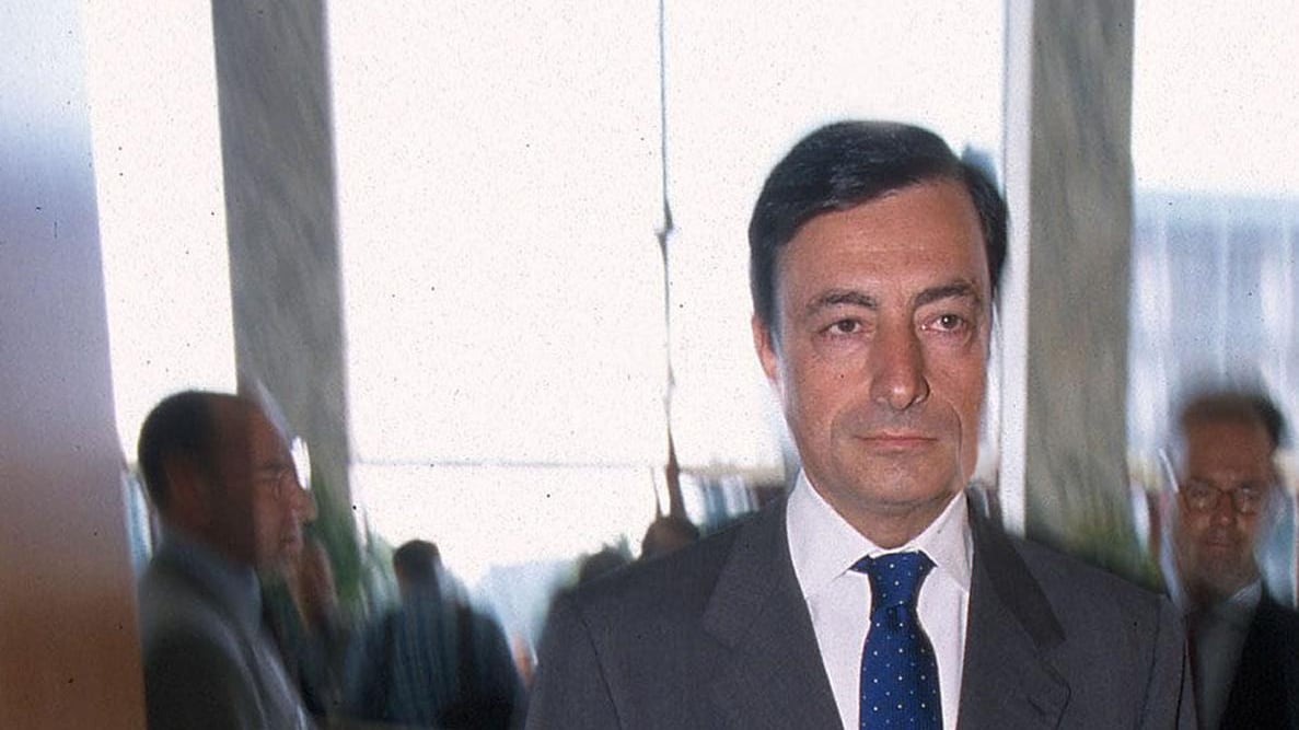 Draghi rassicura i listini, ma non basta