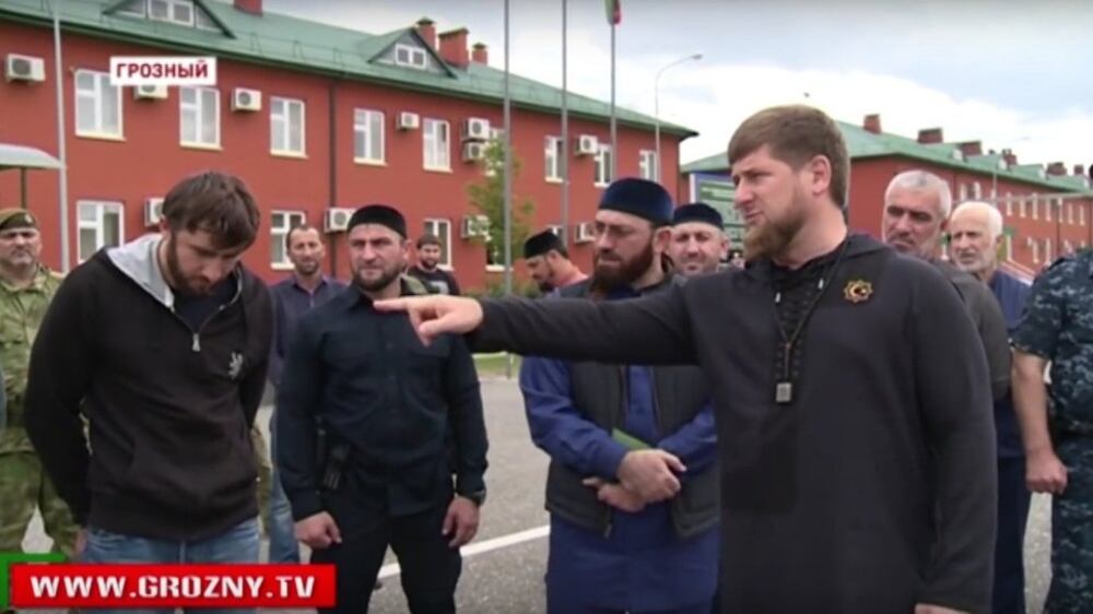 Il metodo Kadyrov: ecco la singolare iniziativa anti-Isis del leader ceceno