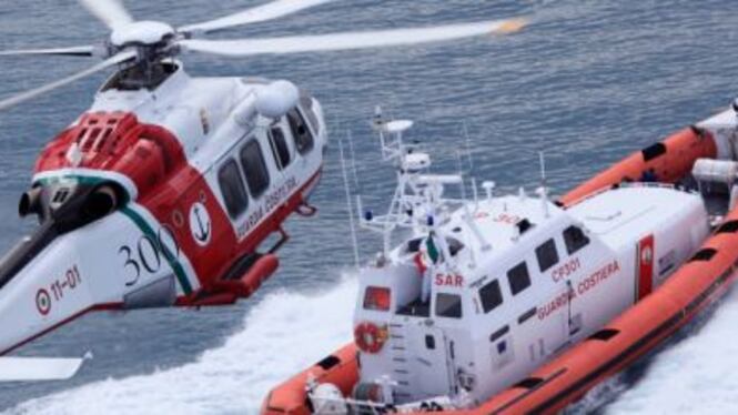 Svolta sui migranti La guardia costiera chiude alle Ong: «Non chiamateci più»