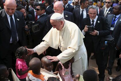 Bergoglio in Centrafrica: "No alla paura dell'altro" 6