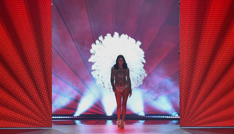Adriana Lima, sexy per Victoria's Secret 10