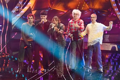 Sanremo 2024: ecco il look della prima serata del Festival dai Bnkr44  1