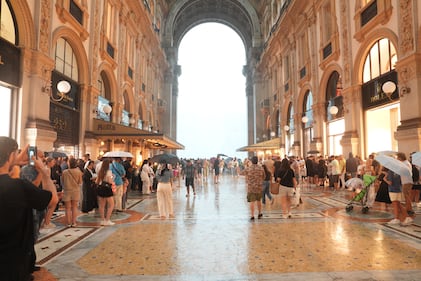 Maltempo su Milano, temporale e grandine in città 1