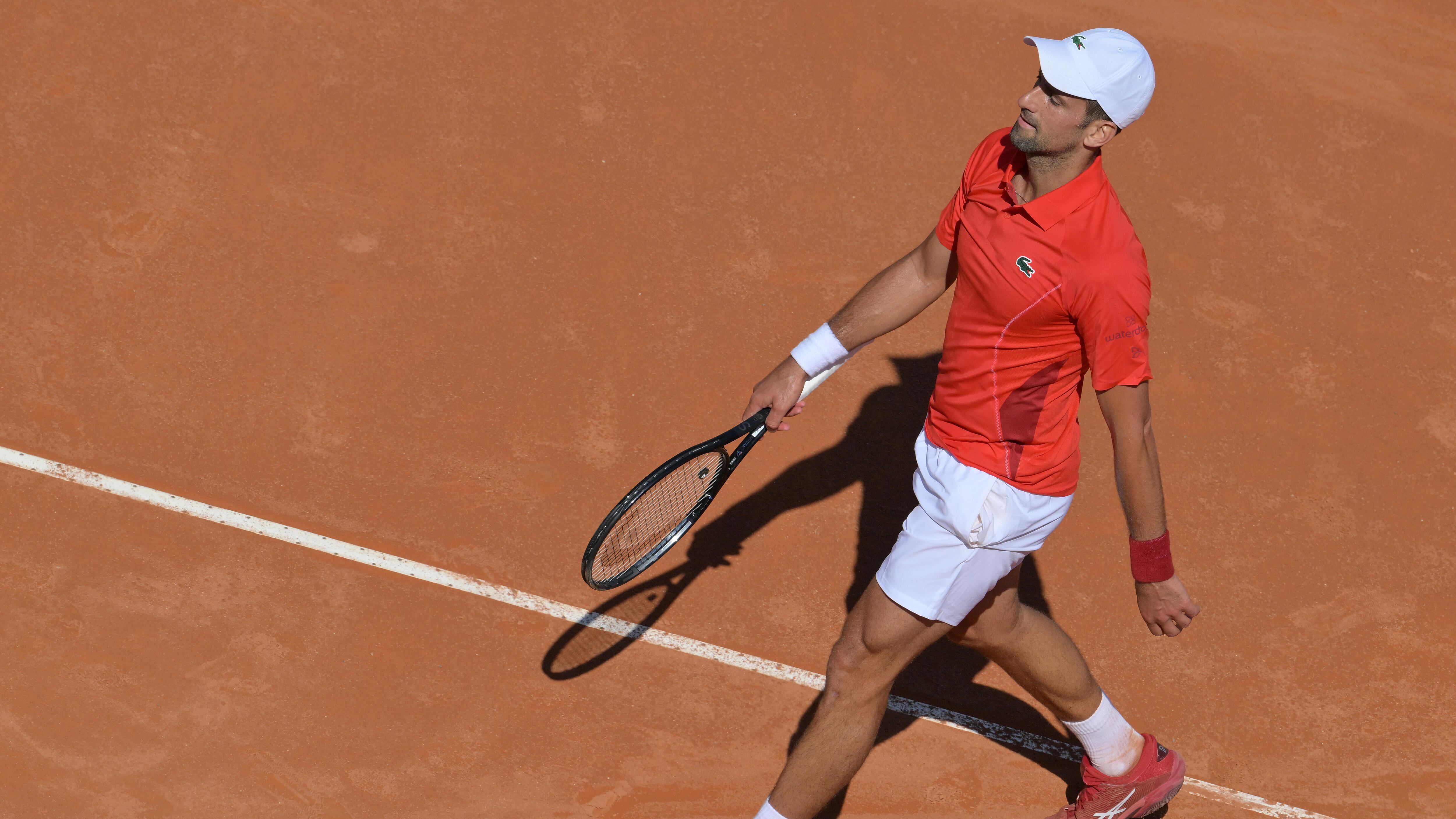 Djokovic, dalla borraccia alla figuraccia: ora è crisi