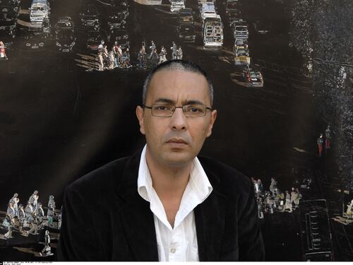 "Quella storia è mia". L'accusa dell'algerina aggredita dagli islamisti allo scrittore Kamel Daoud