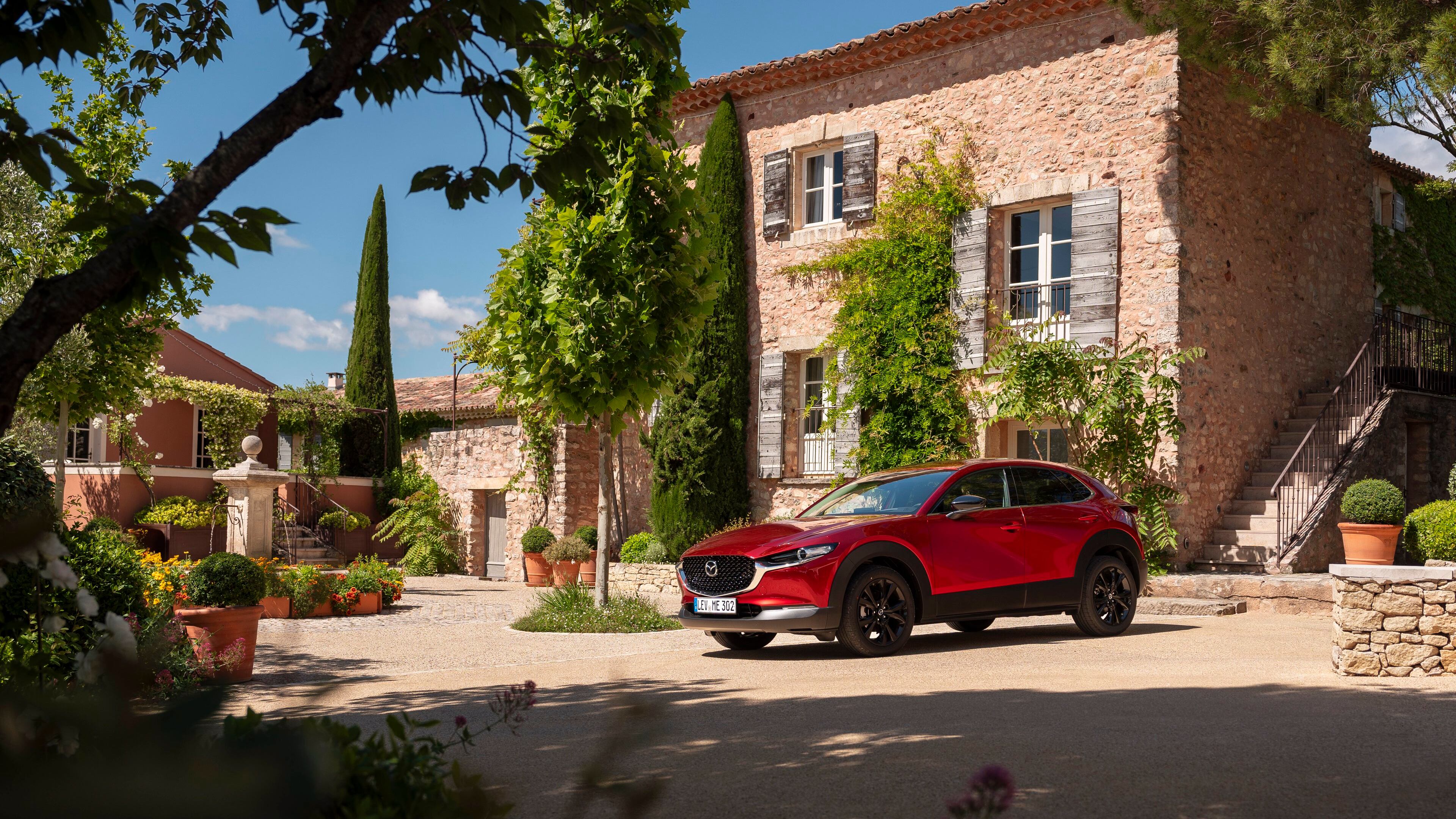 Viaggio nel labirinto dei segreti colorati di Mazda
