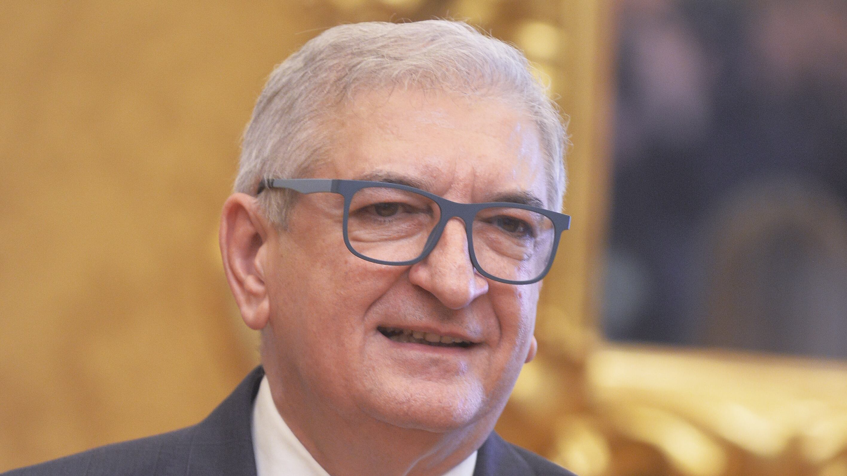 Il leale militante della prima ora. Una vita tra partito, Piacenza e Inter