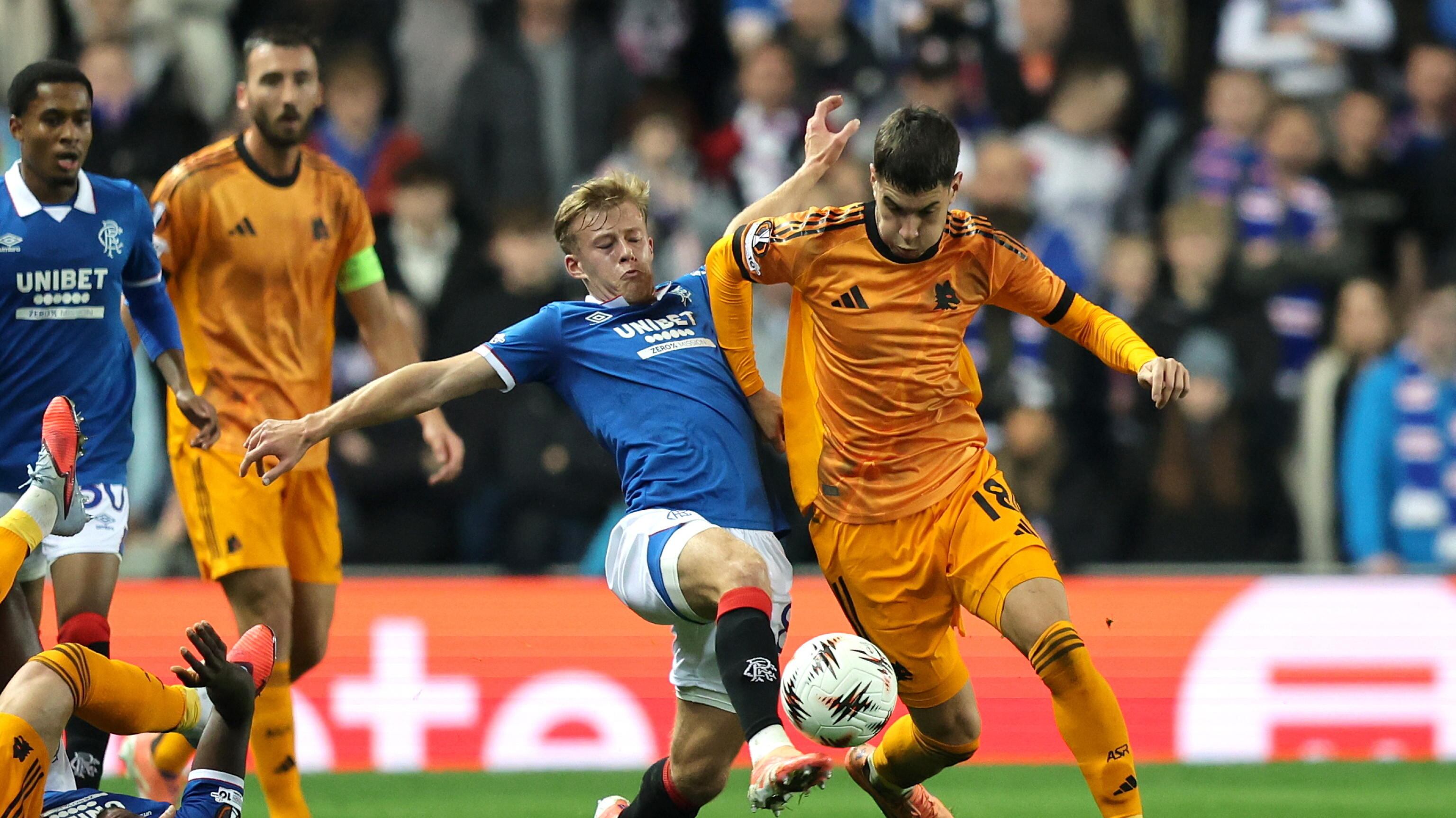 Alla Roma basta un tempo per piegare 2-0 i Rangers: in rete Soulé e Pellegrini
