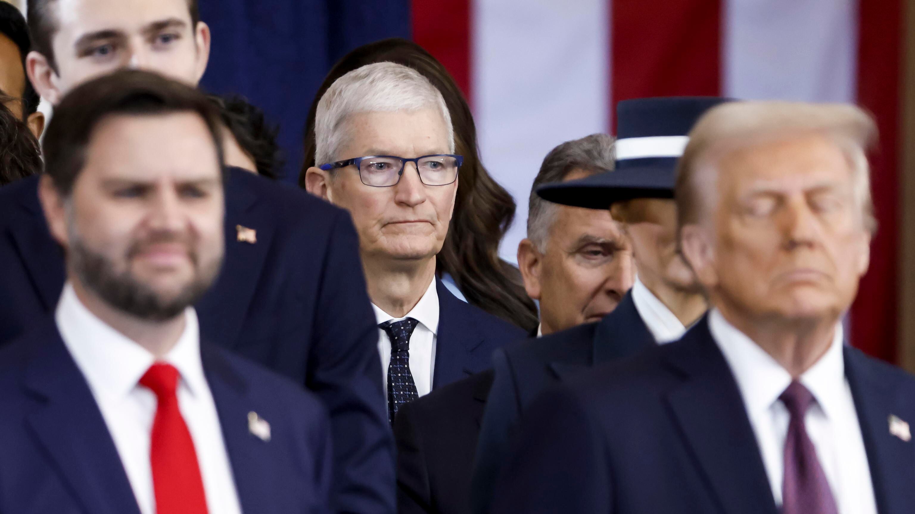 I signori della Silicon Valley in Cina. Oltre alla diplomazia c'è il business