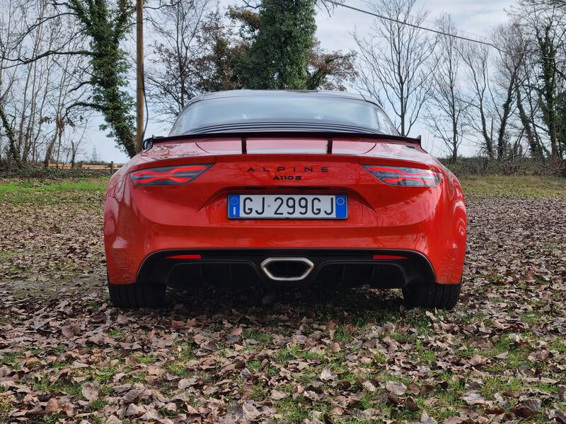 Alpine A110 S, guarda le foto della due posti francese da 300 cv 10