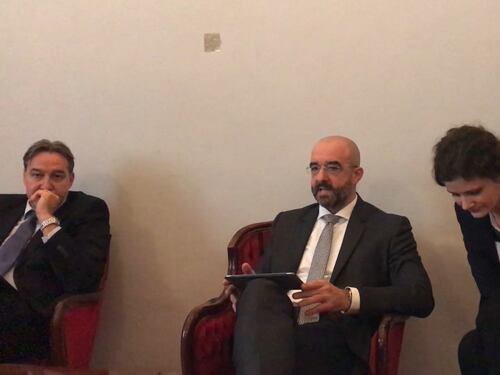 L'Ungheria striglia l'Europa: "Per fermare l'immigrazione serve volontà politica"