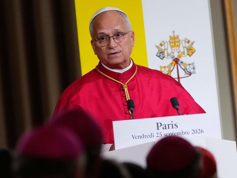 Papa Leone in Francia. Radici cristiane e Ceuta nel suo discorso: “Risposte per evitare queste emergenze”. La frecciatina contro Trump: “Cnn qui è benvenuta”